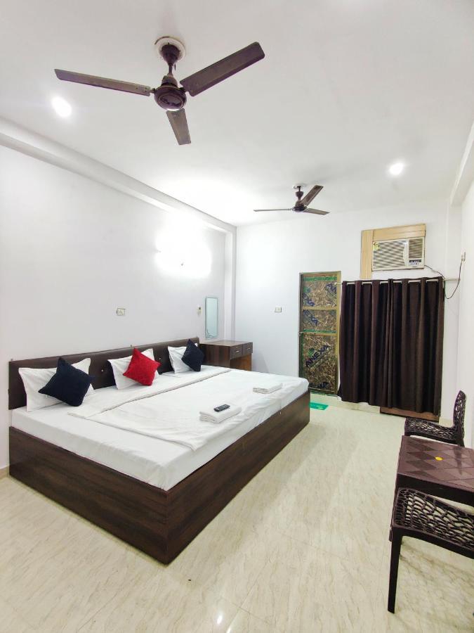 Kohinoor Guest House 바라나시 외부 사진