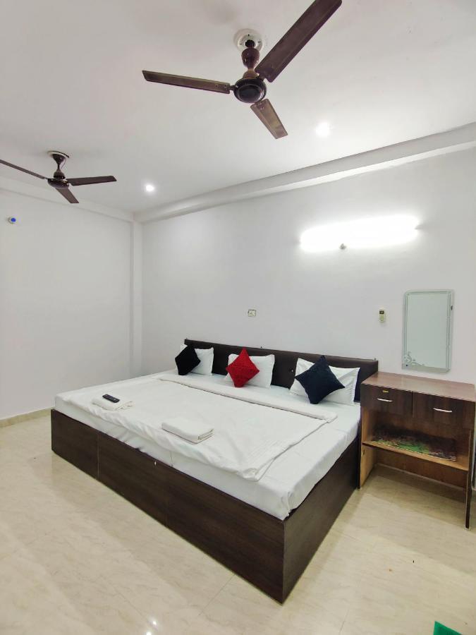 Kohinoor Guest House 바라나시 외부 사진