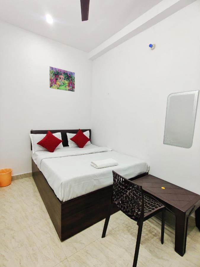 Kohinoor Guest House 바라나시 외부 사진