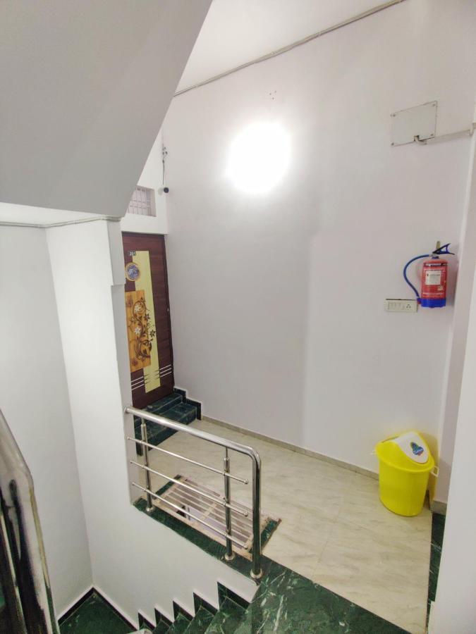 Kohinoor Guest House 바라나시 외부 사진